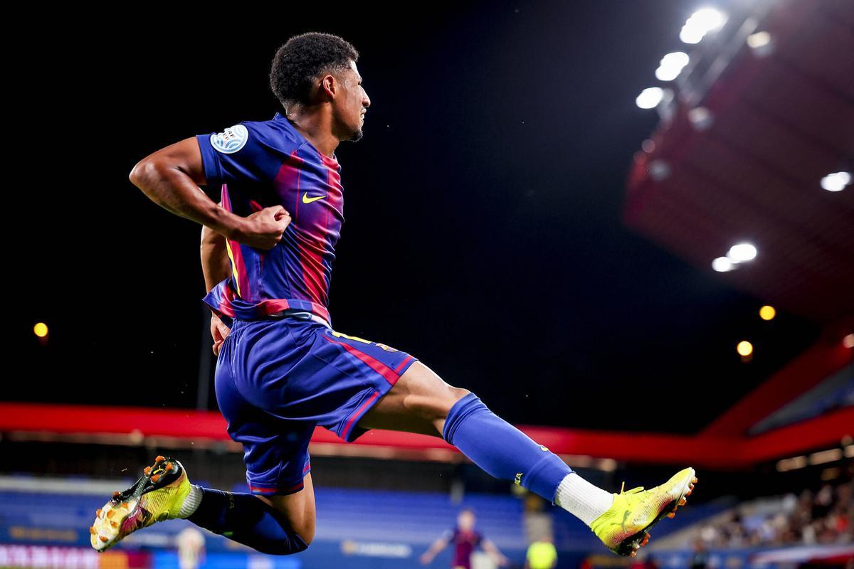 Óscar Ureña celebrates one of his two goals scored against Poblense with Barça Atlètic