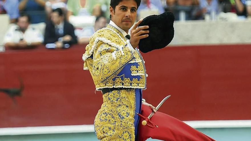 Francisco Rivera Ordóñez, Paquirri, en la plaza de Pontevedra. // Rafa Vázquez