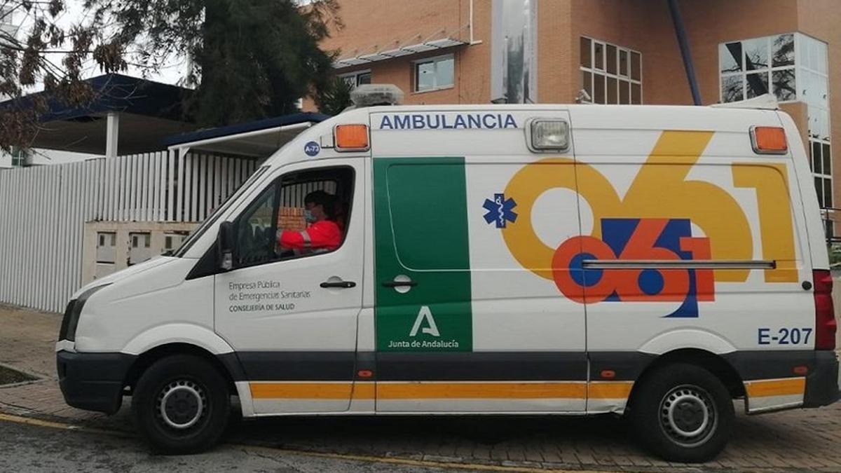 Una ambulancia de EPES.
