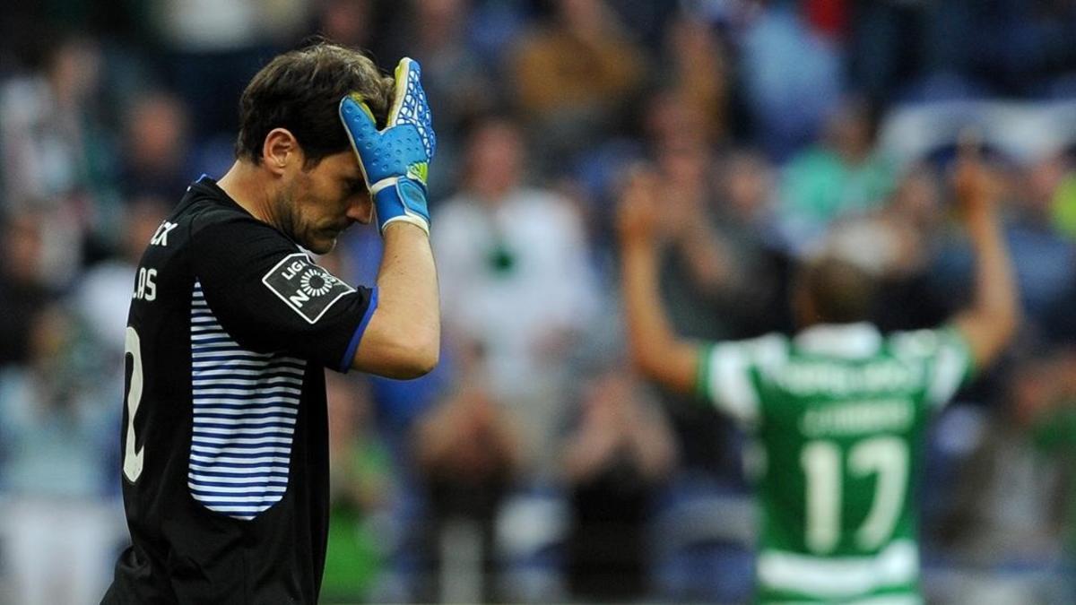 Casillas, tras el error que costó al Oporto su tercer gol.