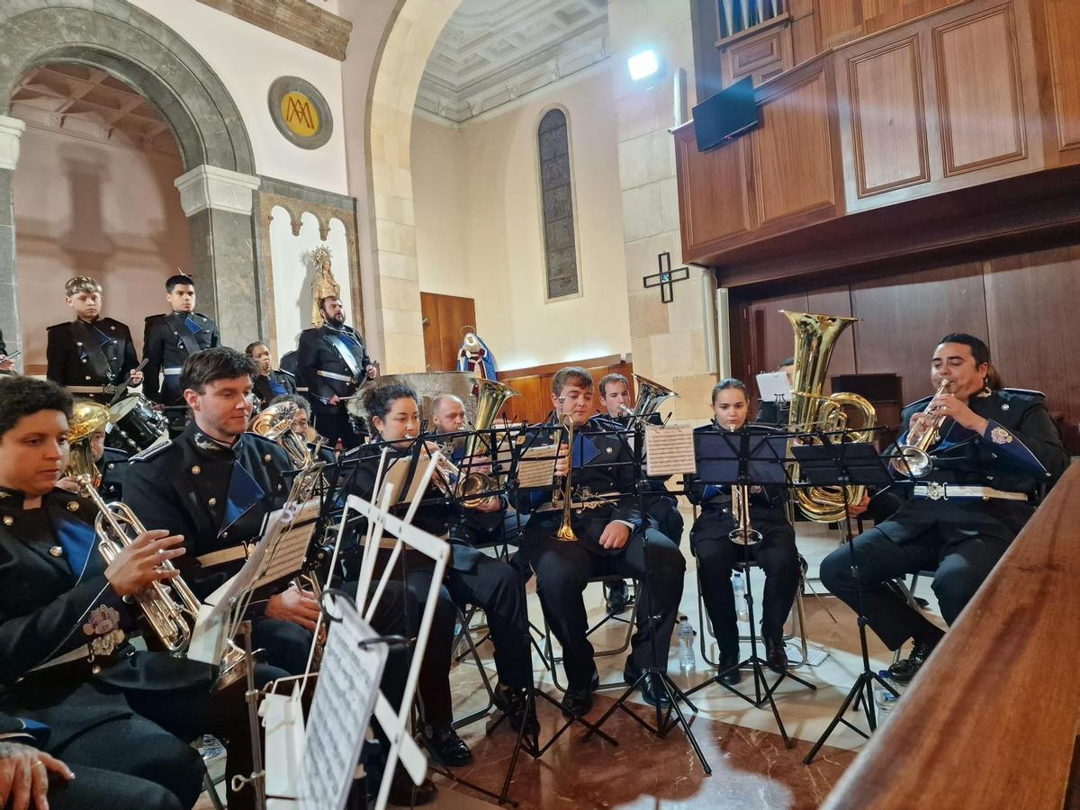 Un momento del concierto en la iglesia de Santa Cruz