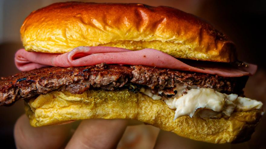 Esta es la hamburguesa con la que este local de Las Palmas de Gran Canaria quiere ser la mejor de España