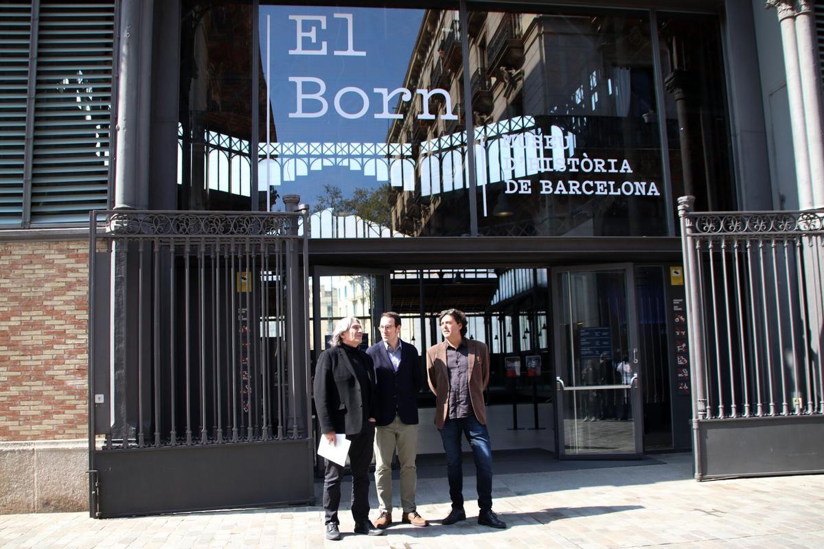 Carles García Hermosilla, director del Museo de Historia de Barcelona, con el concejal de Cultura e Industrias Creatives, Xavier Marcè