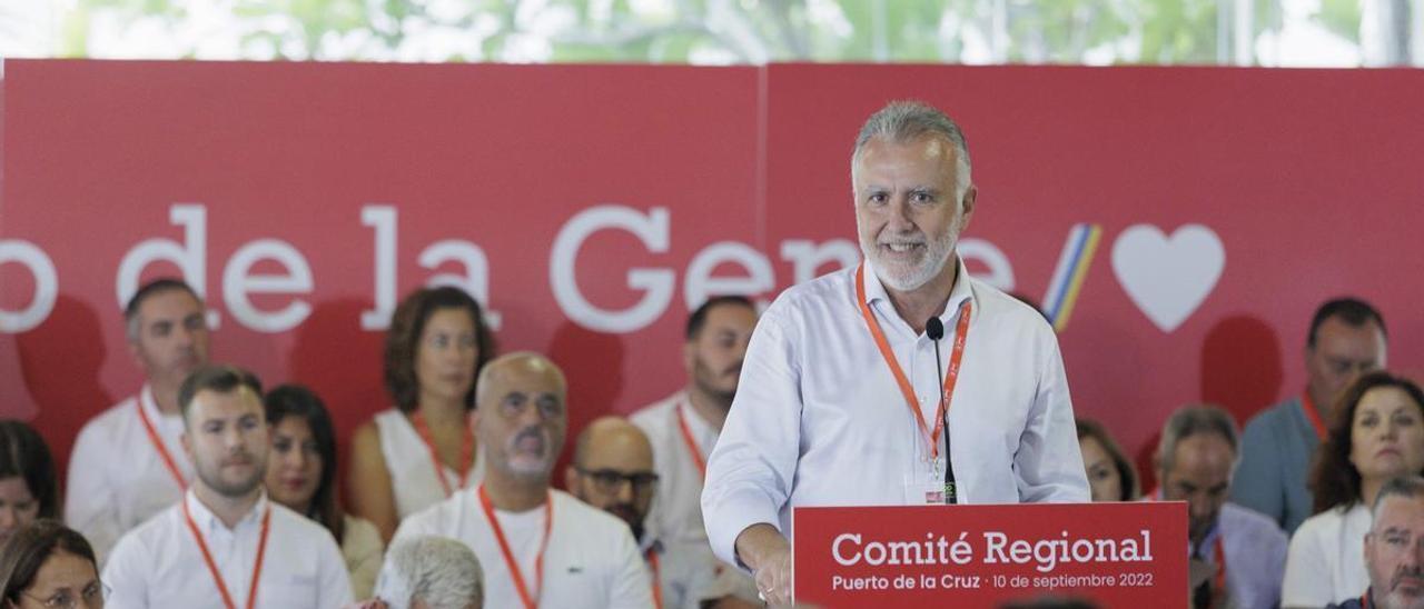 Secretario general del PSOE en Canarias, Ángel Víctor Torres.