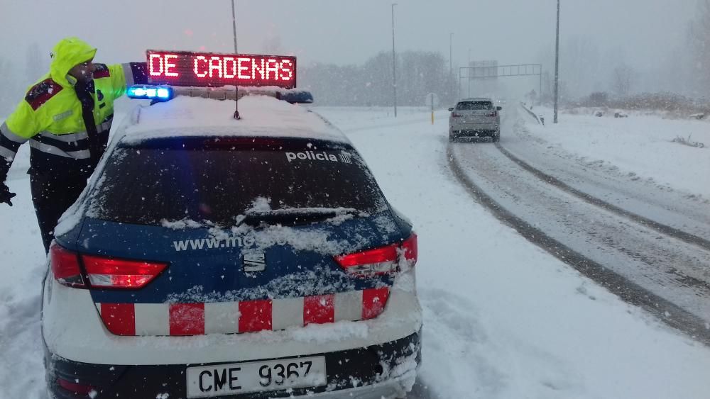 L'N-260, al seu pas per la Cerdanya