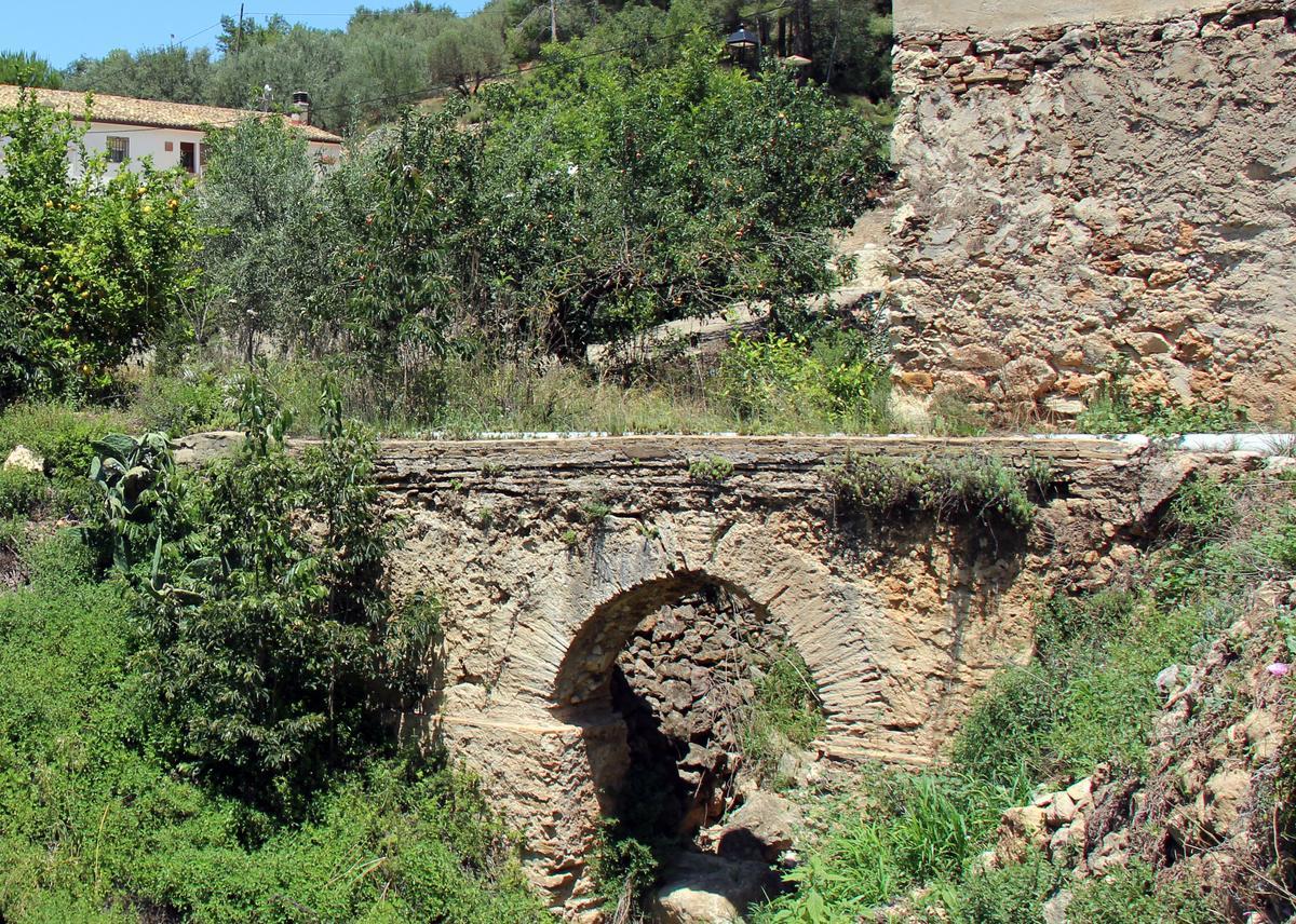 Aqüeducte de la Sèquia de la Font del Molí.