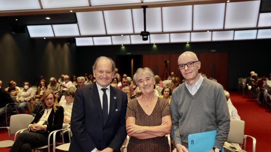 Socorro Suárez Lafuente: «María sobrevive a la historia como eterna reina de Escocia»