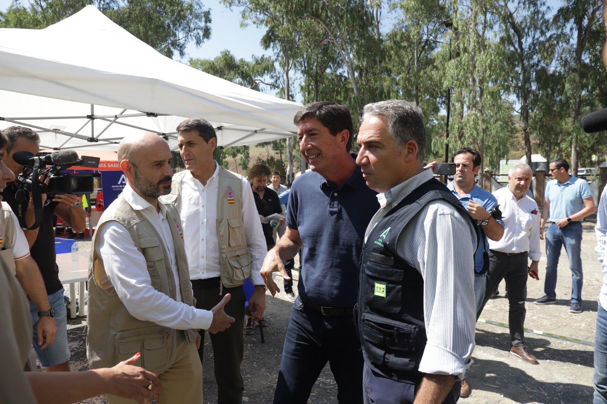 Los candidatos trasladan la campaña electoral al puesto de mando de Benahavís