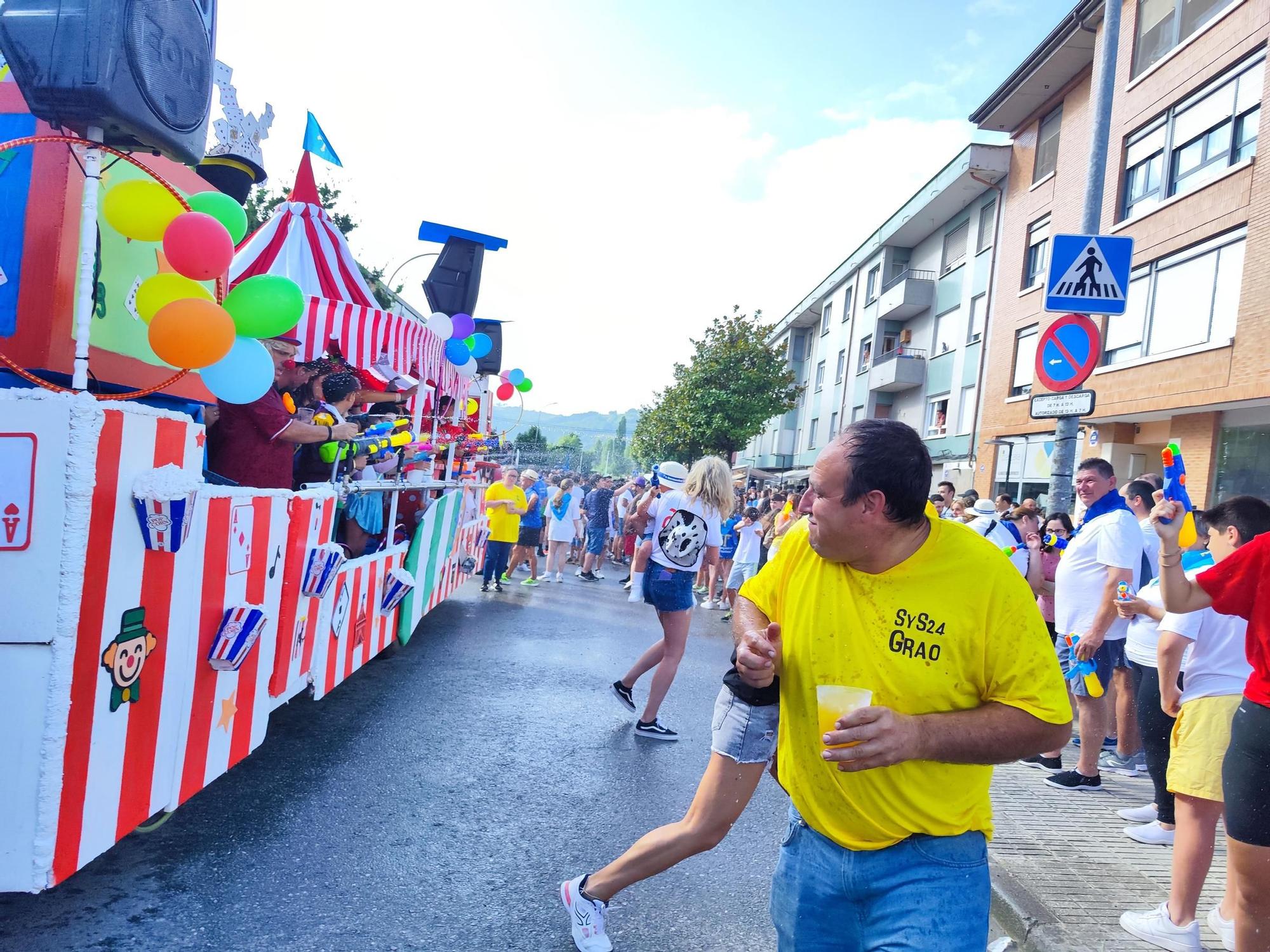 Grado se remoja por Santiago y Santa Ana