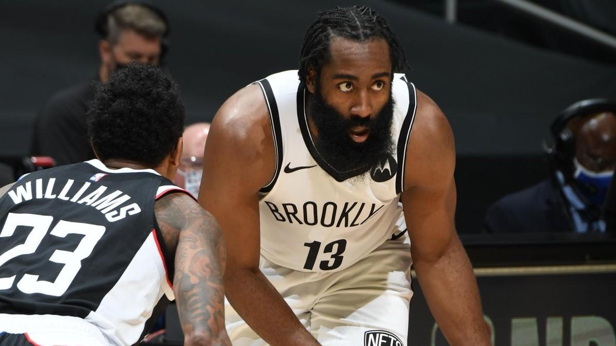 Harden ante Lou Williams