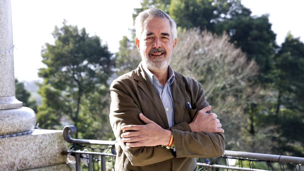 Álvaro Díaz-Mella, candidato de Vox a la Xunta de Galicia, en Santiago
