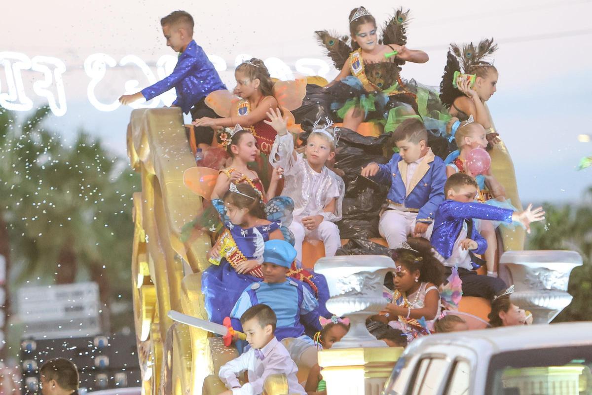 Desfile de Carrozas en San Miguel de Salinas