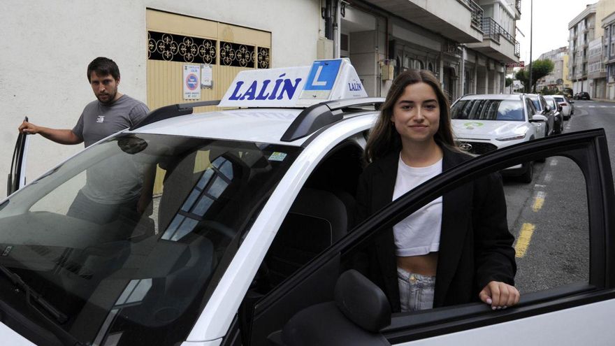 ¿Sacar el carné de conducir en verano? Mejor ir a festivales o comprarse un iPhone