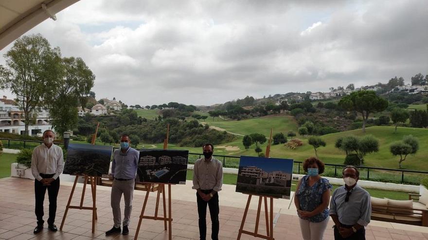 Imagen del acto de presentacion de la nueva promoción en la Cala Resort de Mijas.