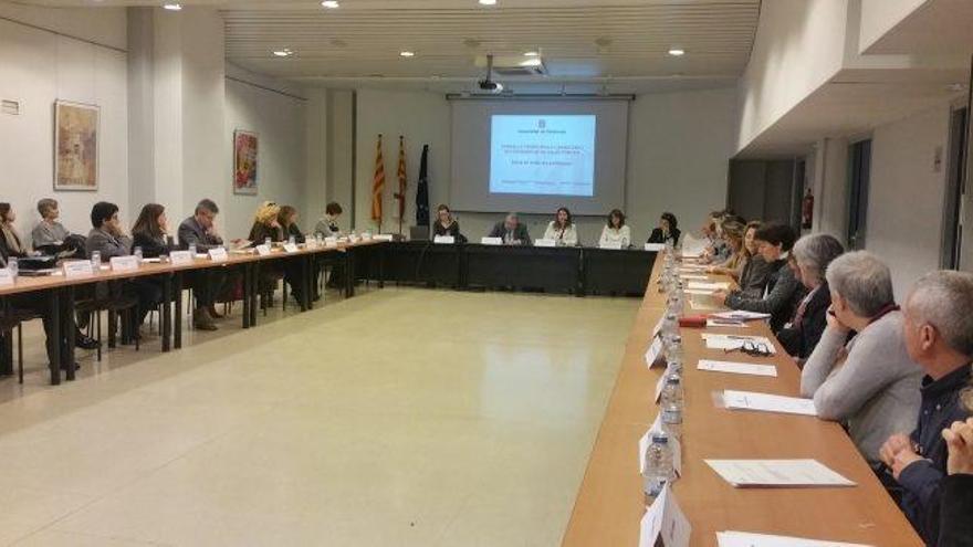 El Govern de la Catalunya Central implica la societat  en el Consell de Salut