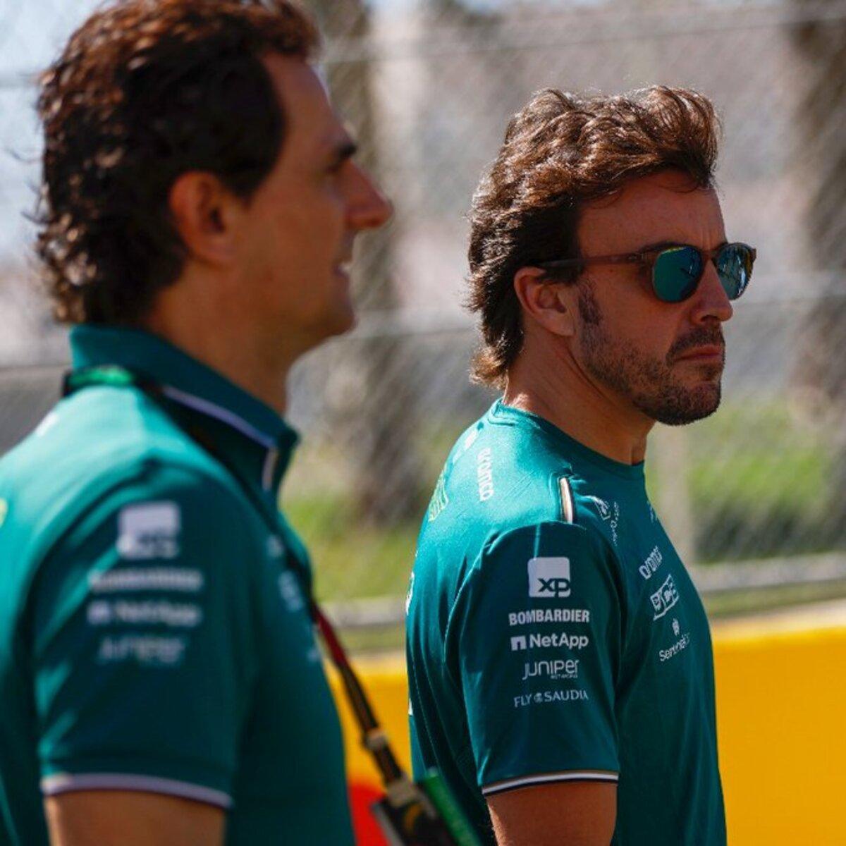 Fernando Alonso, junto a Pedro de la Rosa.