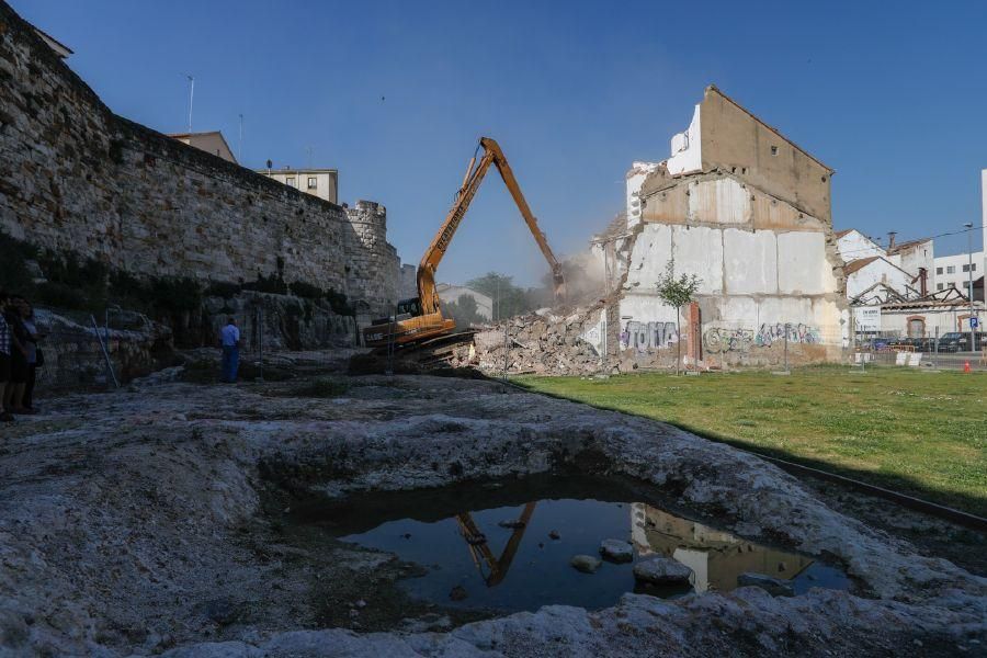 Derribo para liberar la muralla en Zamora