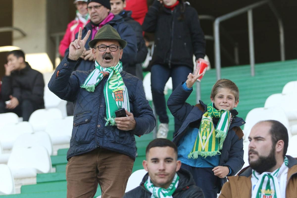 La afición blanquiverde en el Córdoba-Albacete