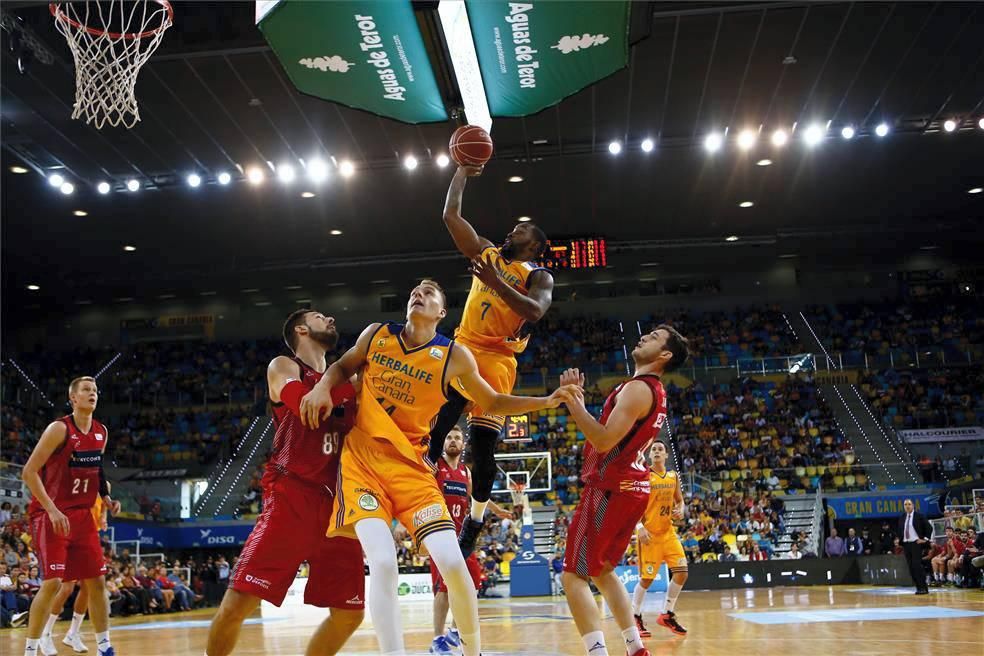 Fotogalería del Herbalife Gran Canaria-Tecnyconta Zaragoza