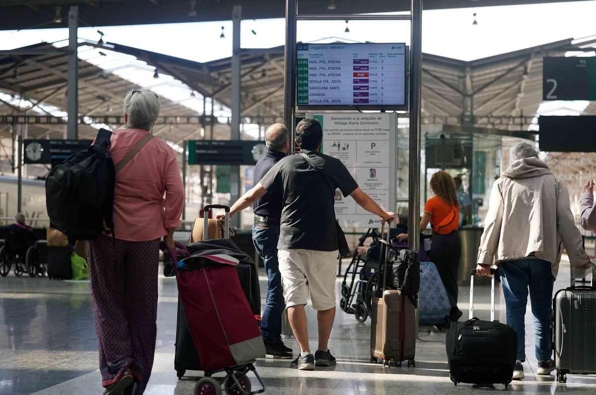 Retrasos en el AVE en la estación Málaga - María Zambrano. Octubre de 2023.