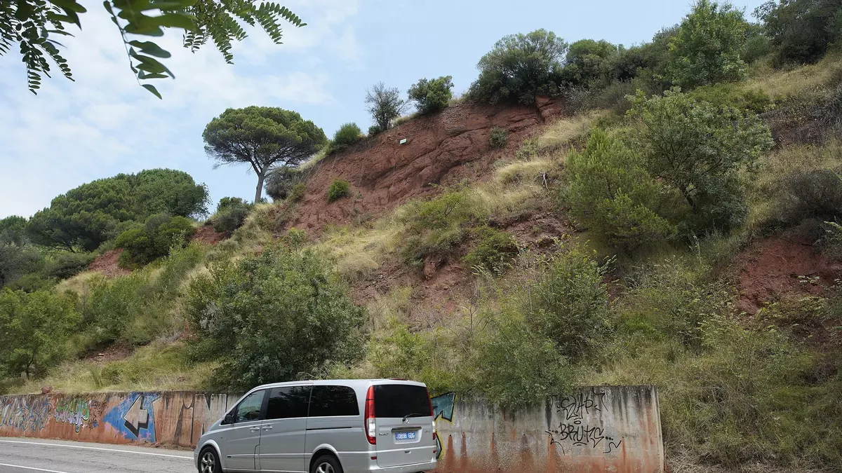 Girona reforçarà un mur de la carretera de Sant Feliu per evitar esllavissades