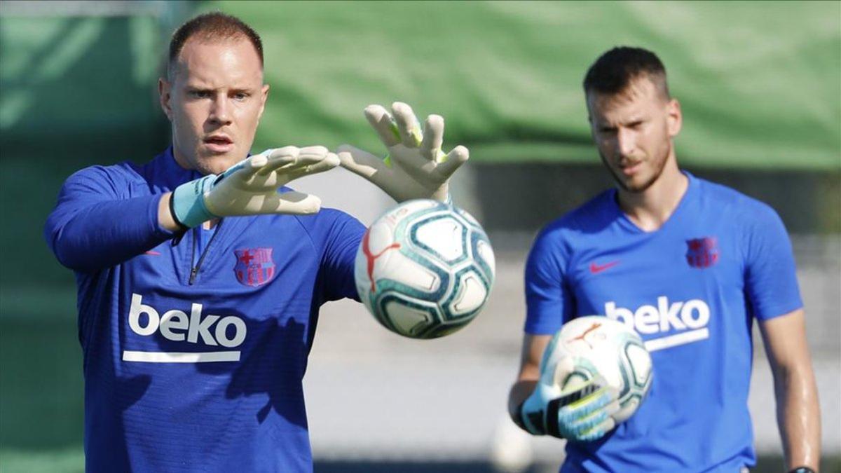 Neto, entrenando ya con el Barcelona