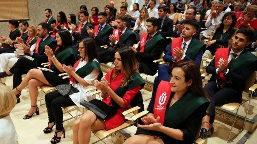 Entrega de los diplomas de los másteres del CIP. // Marta G. Brea