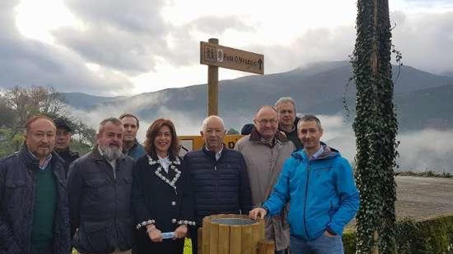 Marisol Díaz visita la ruta en Quintela de Leirado.  // FdV