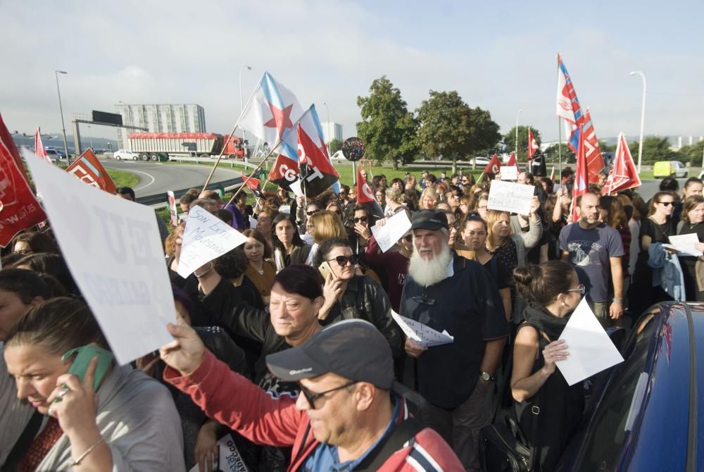 Paros en Extel A Coruña contra el ERE para 205 empleados