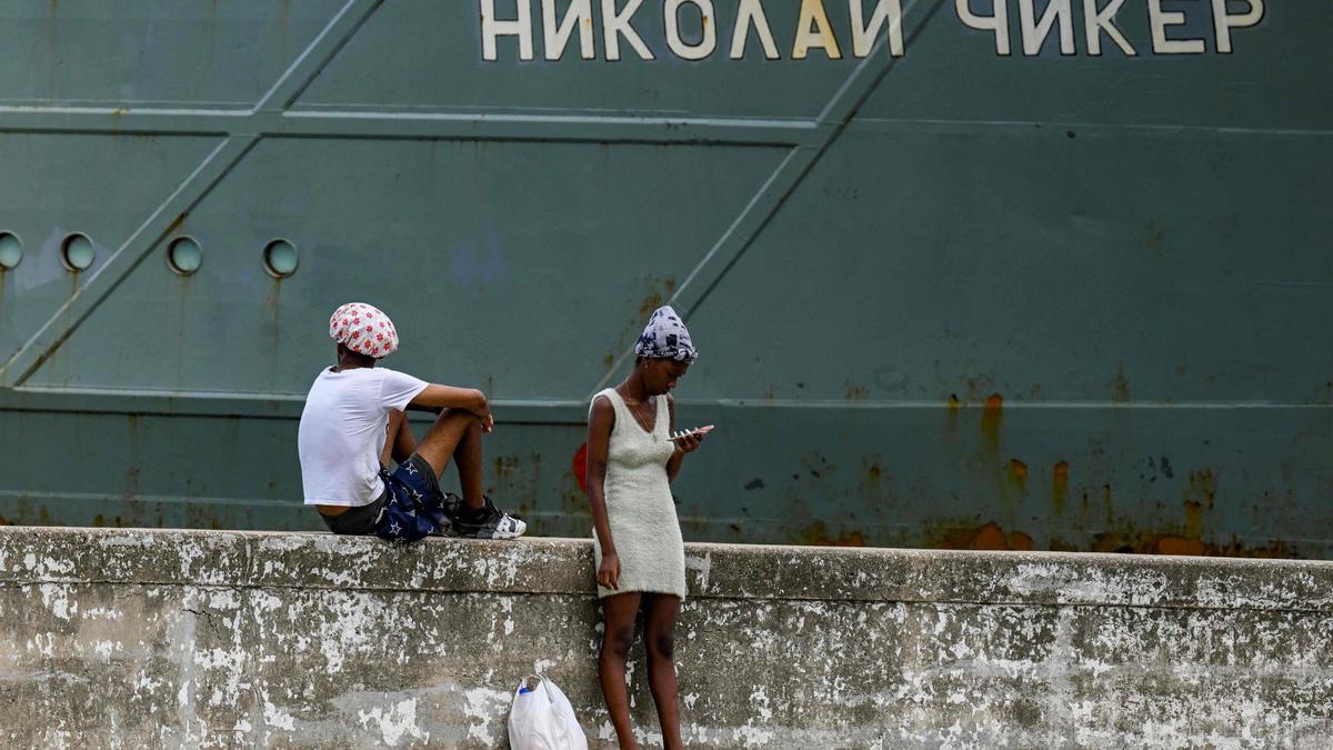Llegan a La Habana una fragata y un submarino nuclear rusos