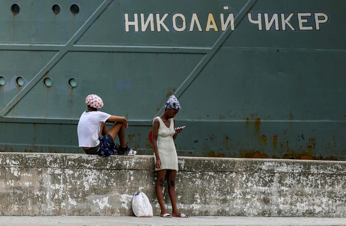 Llegan a La Habana una fragata y un submarino nuclear rusos