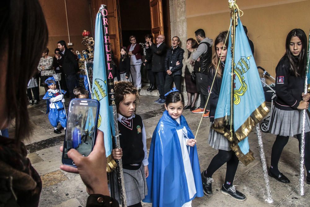 Los más pequeños celebran el Viernes de Dolores en Orihuela