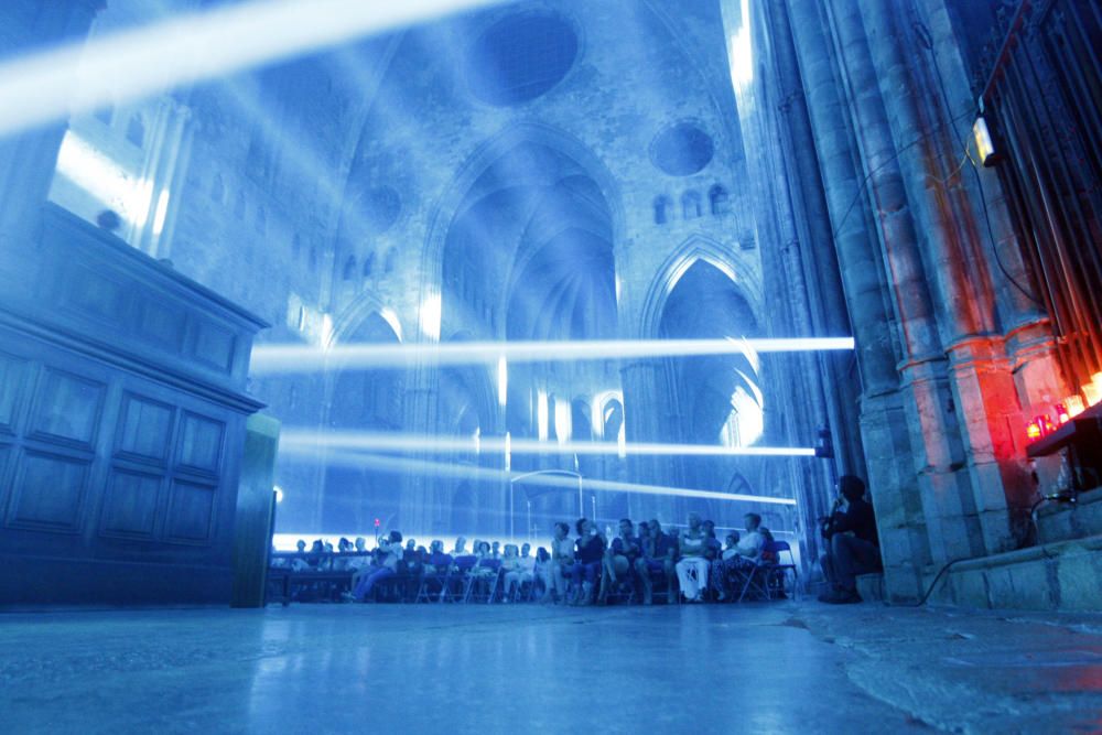 Espectacle Transfiguració de la nau, de Xavi Bové, a la Catedral de Girona.