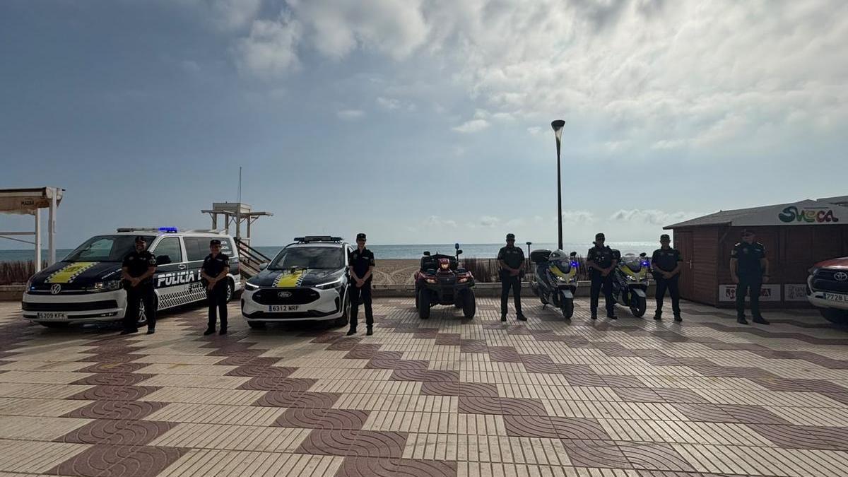 Agentes de la Policía Local de Sueca, esta semana, en la presentación del dispotivo de seguridad estival.