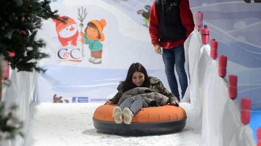 El tobogán de hielo, la novedad de esta edición. // Noé Parga