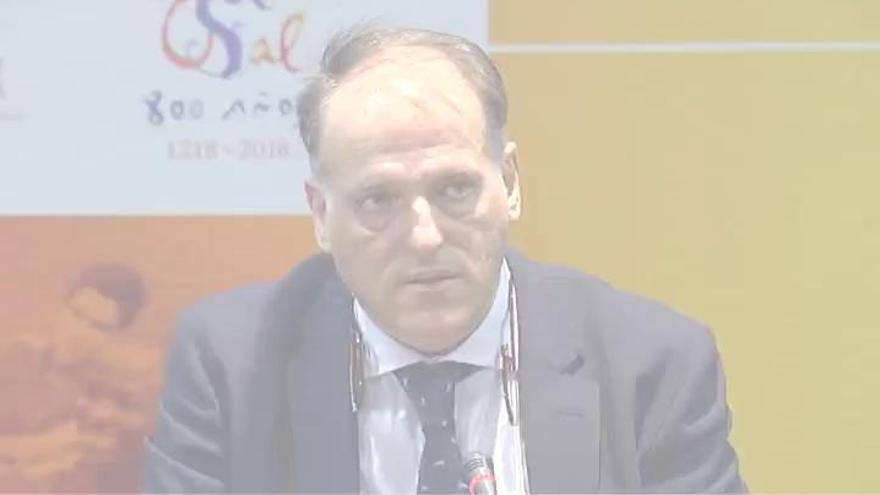 Tebas considera que se "debe estudiar" el contenido de los Periscope de Piqué