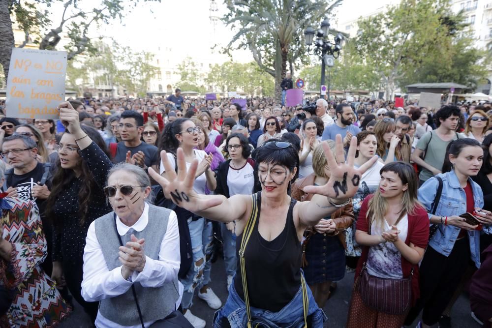 Marcha en València en protesta por la sentencia de 'La Manada'