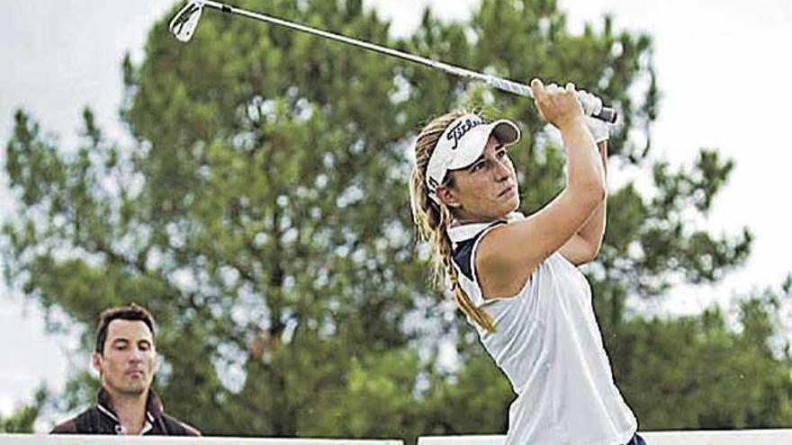 Luna Sobrón, durante el torneo diputado en Francia.