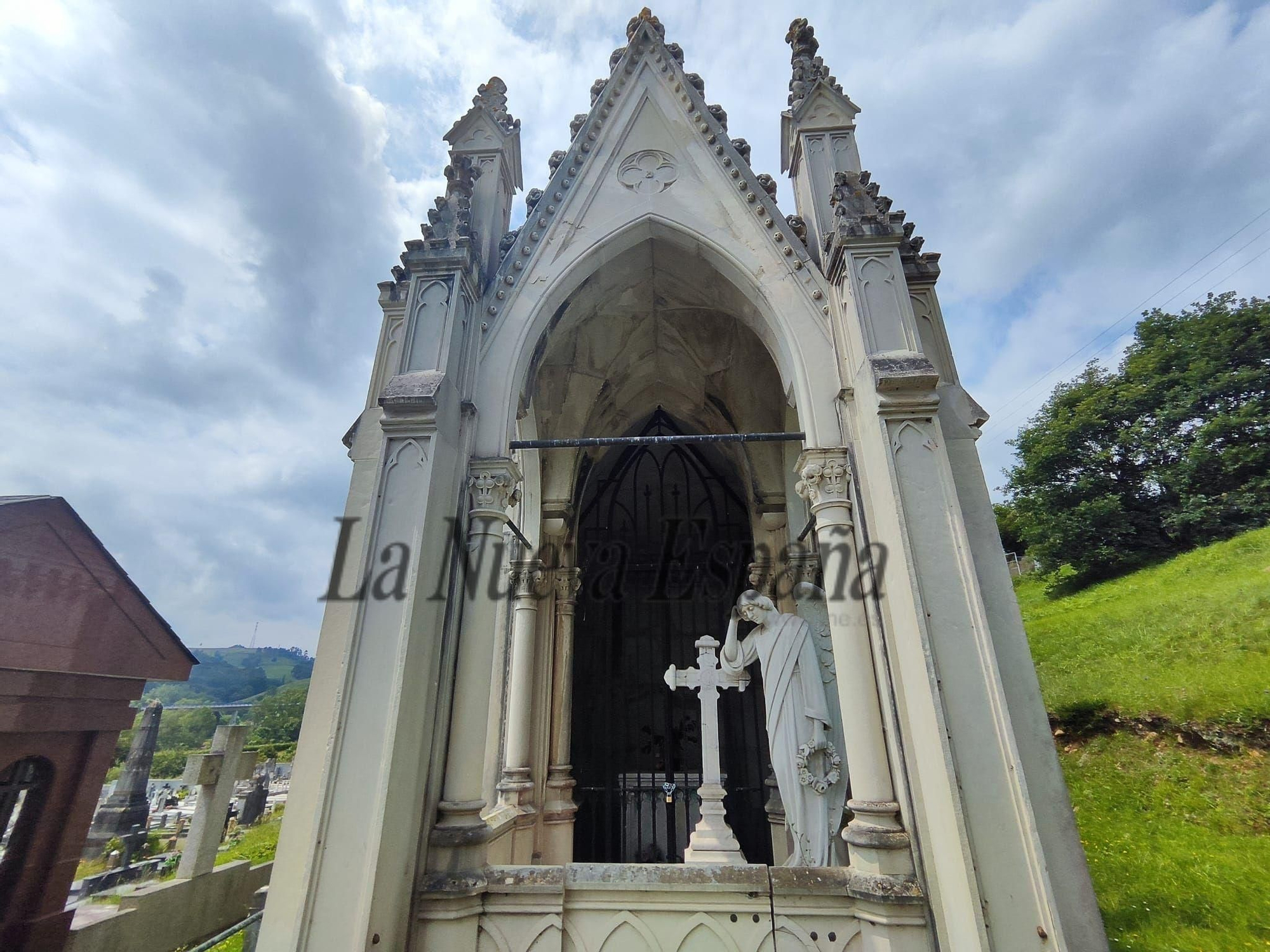 El camposanto de Grado, en imágenes