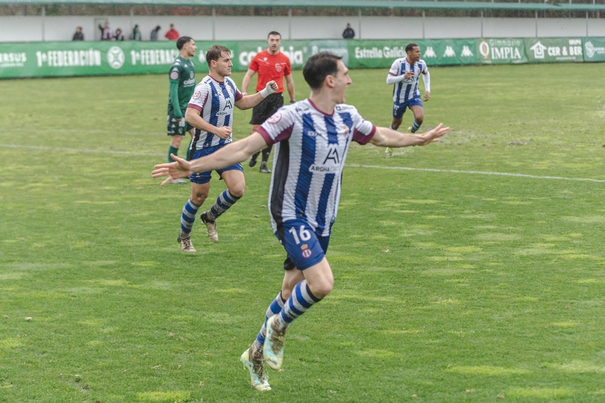 Así fue el partido entre el Arenteiros y el Real Avilés Así fue el partido entre el Arenteiros y el Real Avilés