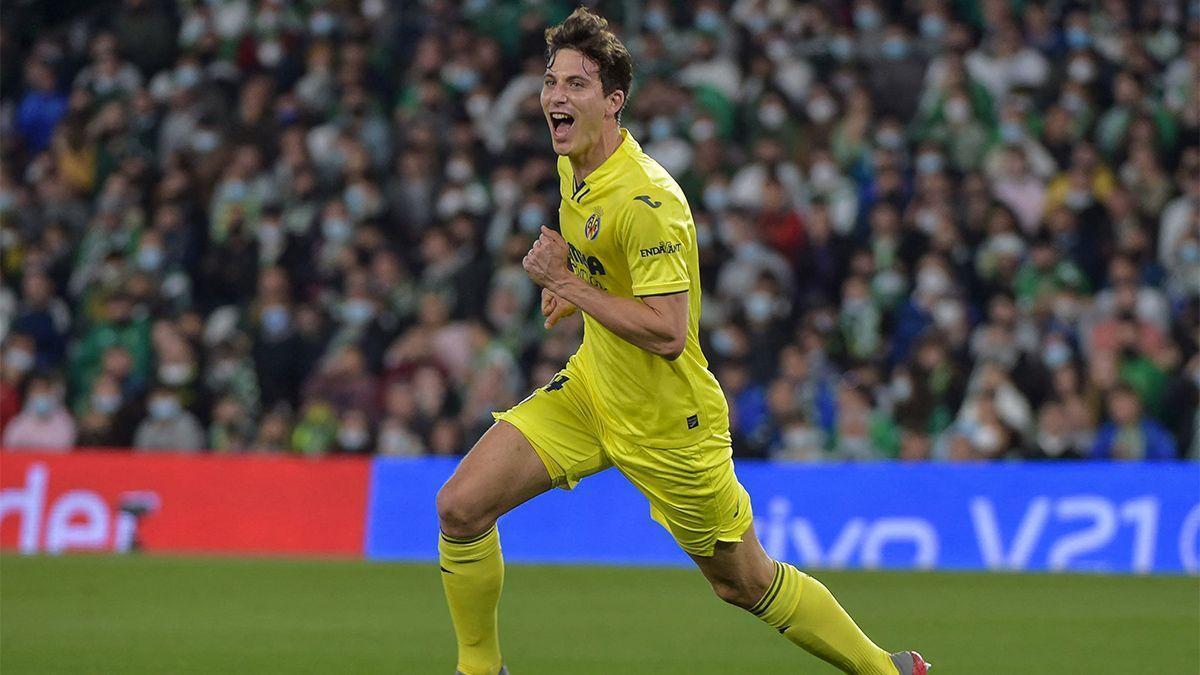 Pau Torres en el partido de LaLiga contra el Girona.