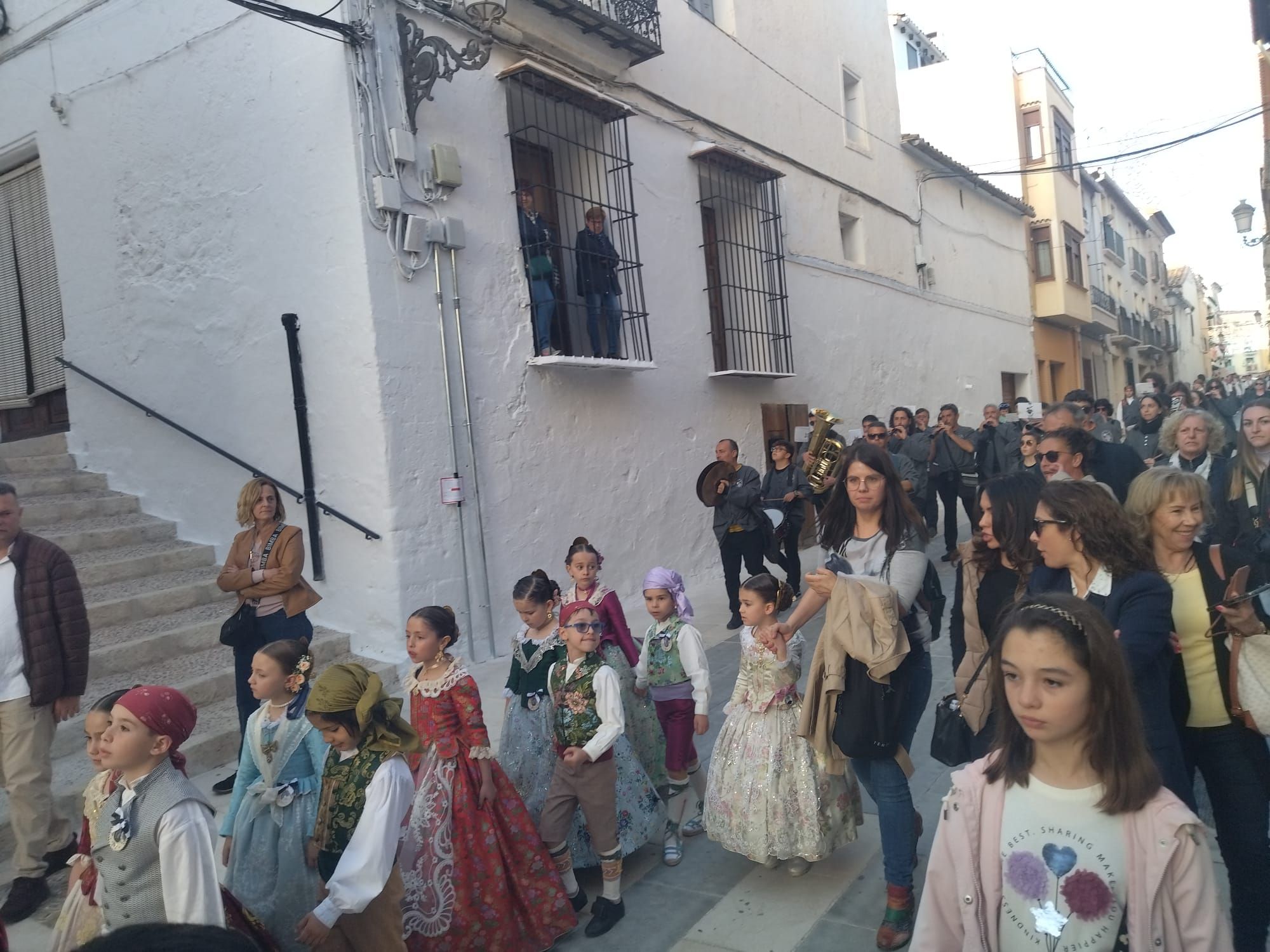 La fiesta más auténtica: Teulada vibra con el traslado de Sant Vicent Ferrer a su ermita