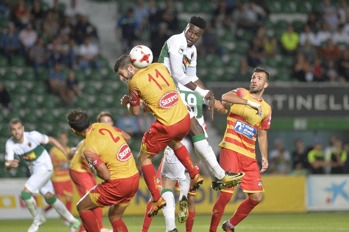 Sory remata de cabeza contra el Alcoyano.