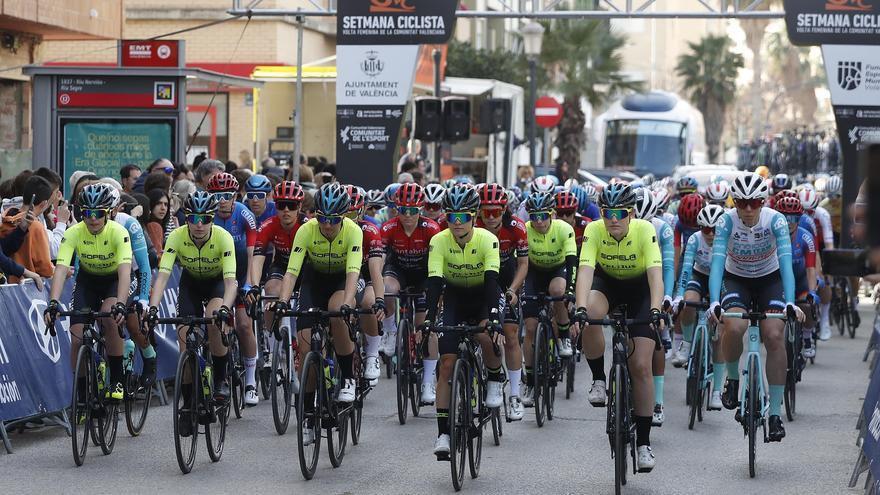 Elisa Balsamo se lleva la primera etapa de la Setmana Ciclista