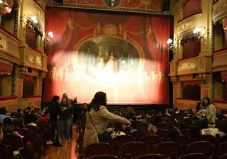 Teatro "por el buen vivir": una sesión en el Palacio Valdés con 300 escolares
