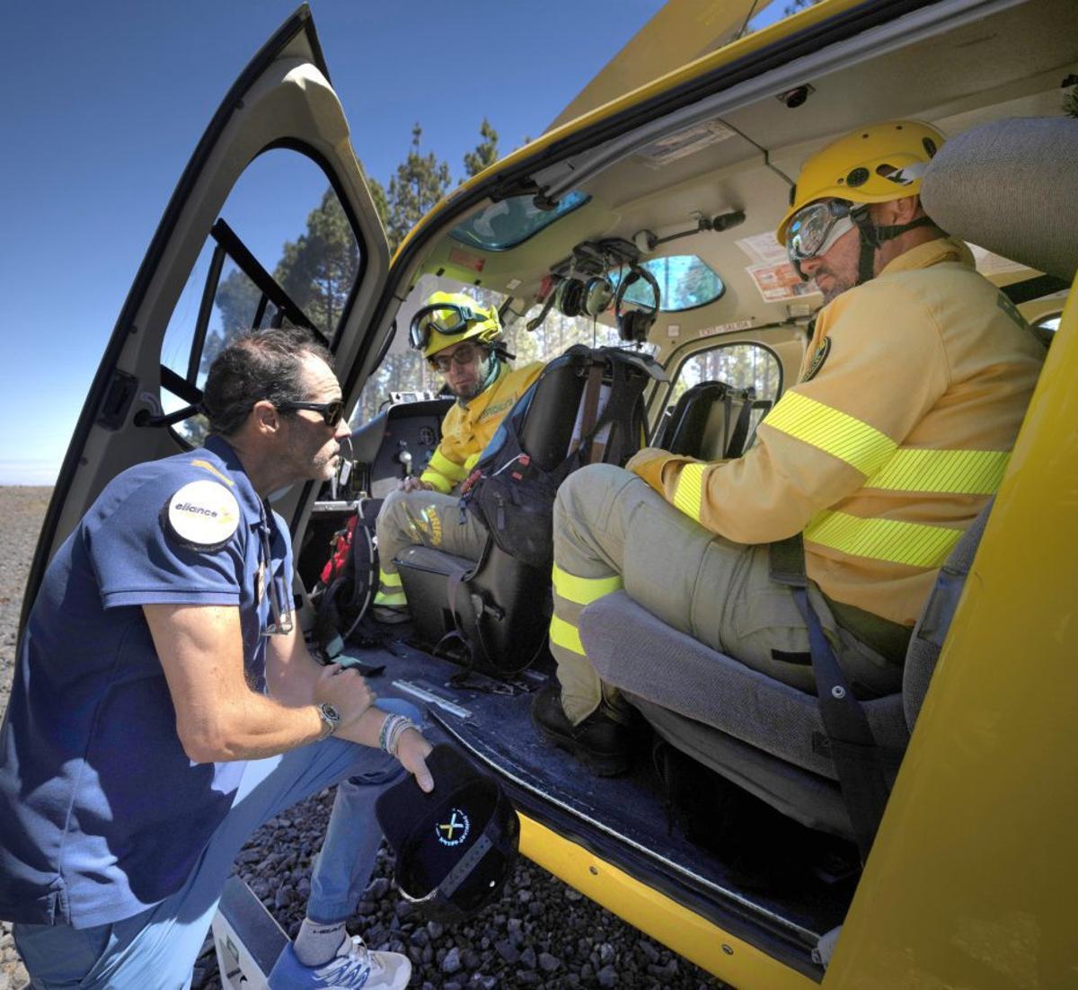 Tenerife Cabildo Secures Helicopter-Borne Training for Brifor in Response to Remote Fire Incidents Tenerife Cabildo Secures Helicopter-Borne Training for Brifor in Response to Remote Fire Incidents