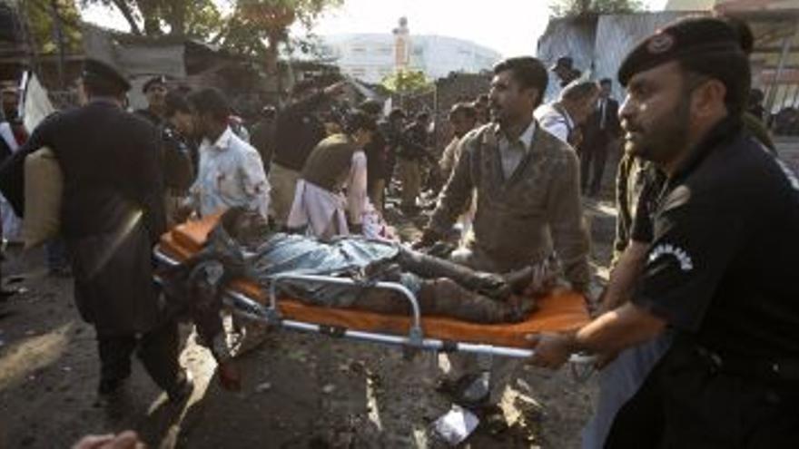 Al menos 16 muertos en un atentado en la ciudad paquistaní de Peshawar