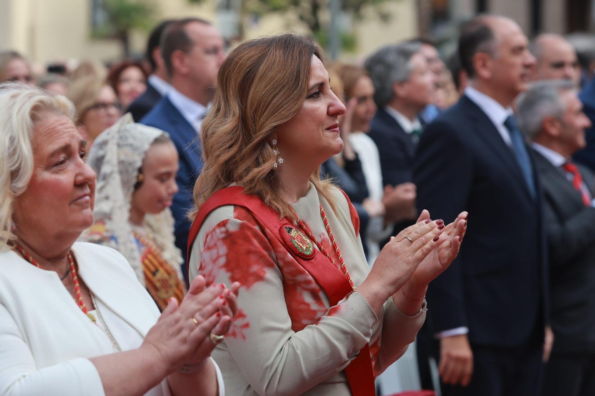 Todas las fotos de la Missa d'Infants en la plaza de la Virgen