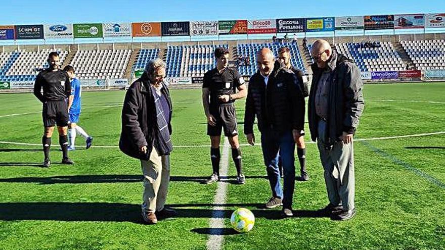 L&#039;exjugador de la Unió Pep Molet va fer el servei d&#039;honor