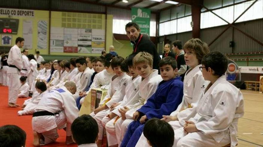 Un instante del torneo de judo de A Estrada. // Bernabé/Víctor Espiño